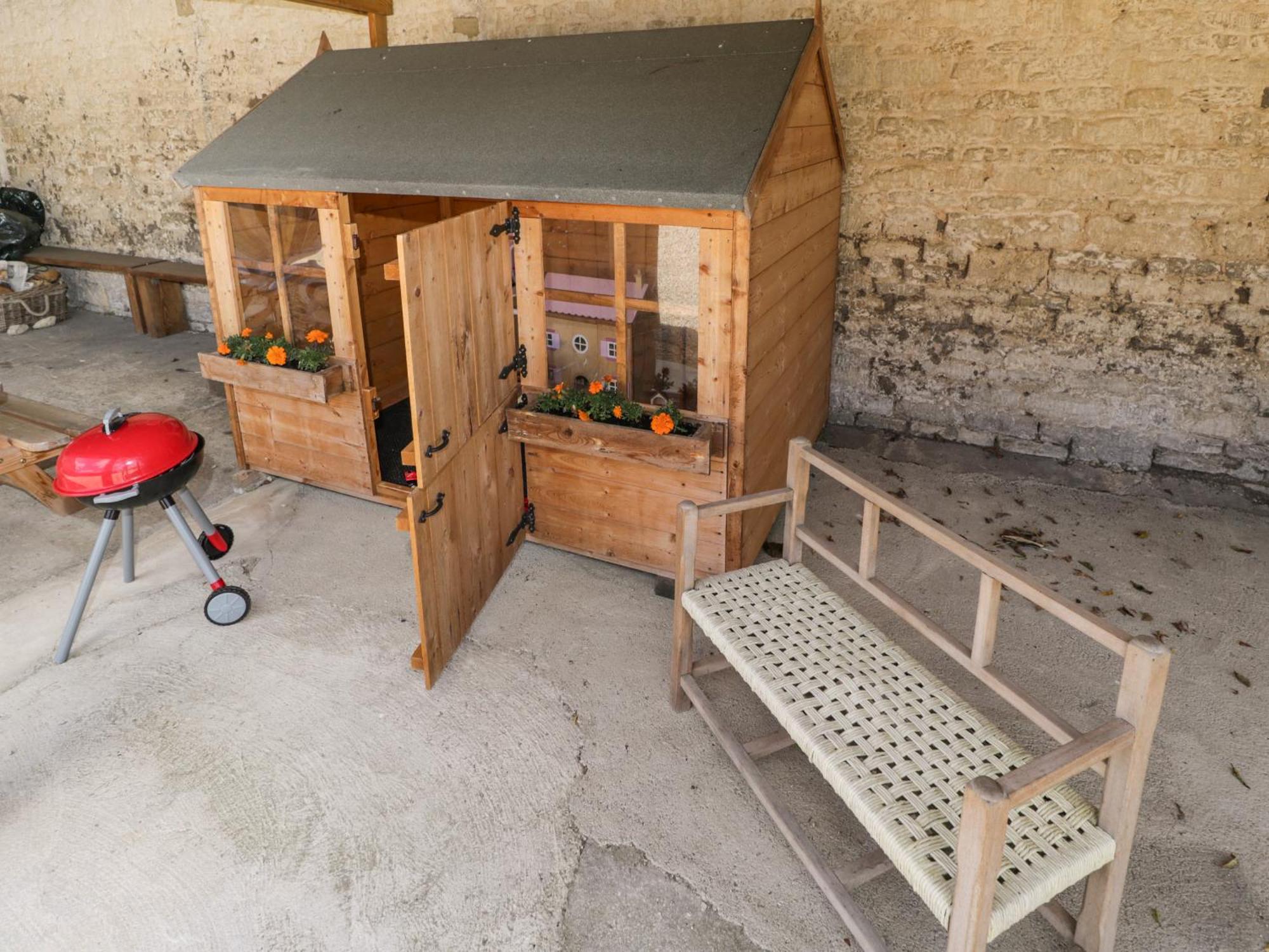 The Old Barn Villa Witney Exterior foto